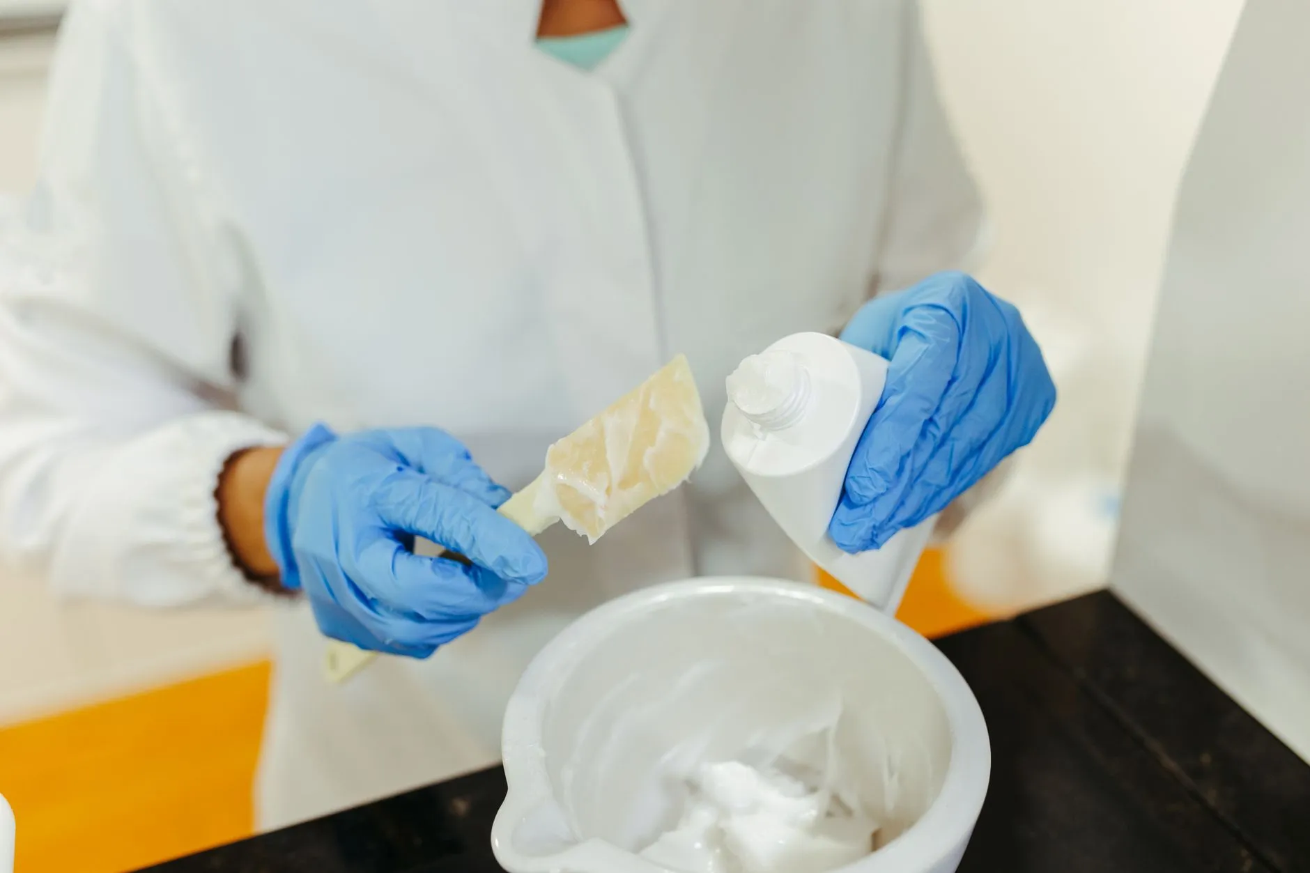 移动照明设备在户外作业中的应急方案设计