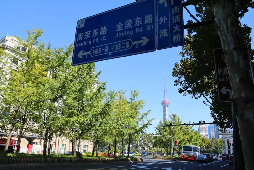 探照灯散热结构设计对户外抢险作业可靠性的影响分析